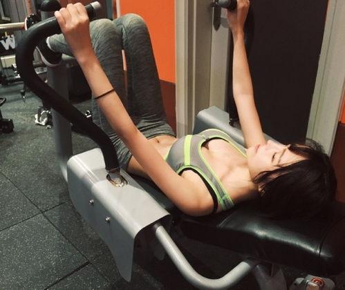 健身女神福利在线观看,在线观看健身教程，塑造完美身材秘籍大公开